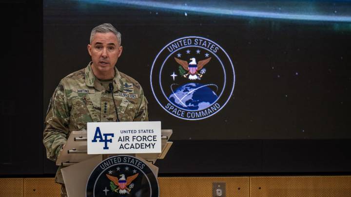 Trump trasladará la Fuerza Espacial de Colorado a Alabama