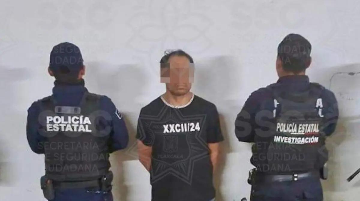 Detienen a hombre en Muñoz de Domingo Arenas con réplica de arma de fuego