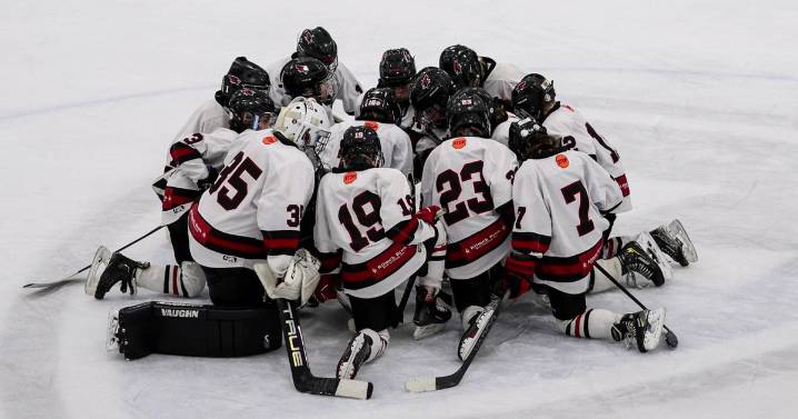 Parents frustrated as Minnesota hockey association penalizes postgame prayer