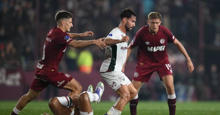 ¿Posible rival de la U? Lanús vence a Fluminense en el final y da el primer golpe en la ida de cuartos de la Sudamericana