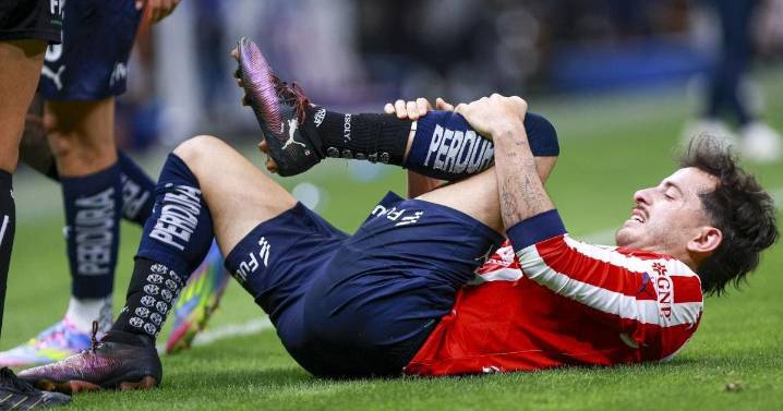 Chivas sufre baja importante: Alan Mozo necesitará cirugía