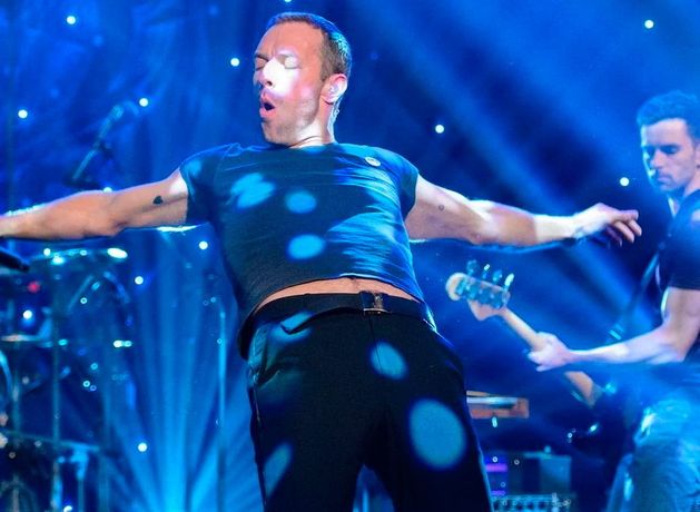 Coldplay fans ‘boo’ when Chris Martin asks them to send love to Charlie  Kirk’s family