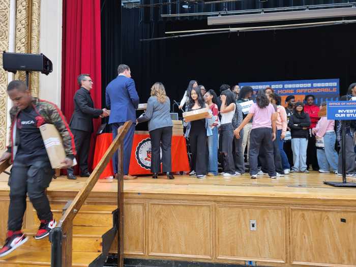 Adams announces free Chromebooks for 350,000 NYC students this school year
