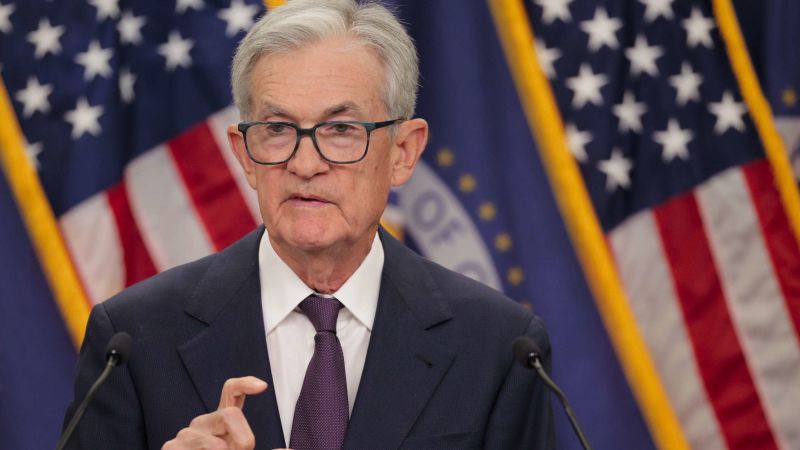 La FED baja su tasa de interés de referencia