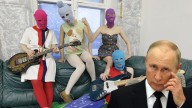 Pussy Riot, grupo punk de Rusia, son sentenciadas a 13 años de prisión por ‘crítica’ al gobierno