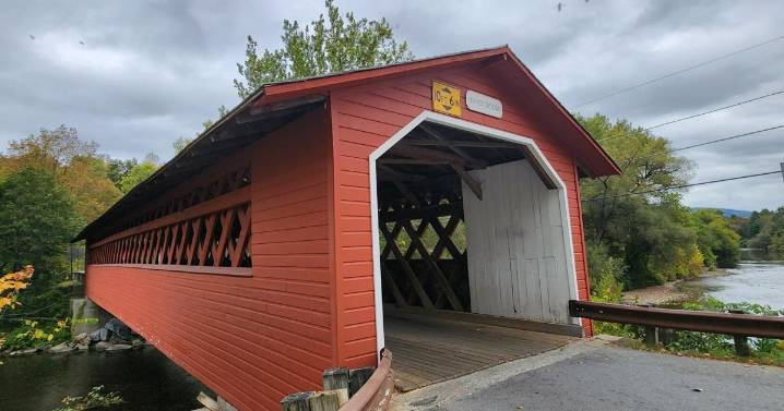 Damage to Henry Bridge repaired