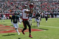 Eagles catch break: Bucs WR Mike Evans out injured for Week 4 matchup