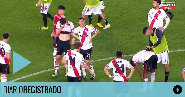 La estruendosa silbatina en el Monumental para despedir a los jugadores después la derrota de River ante Riestra