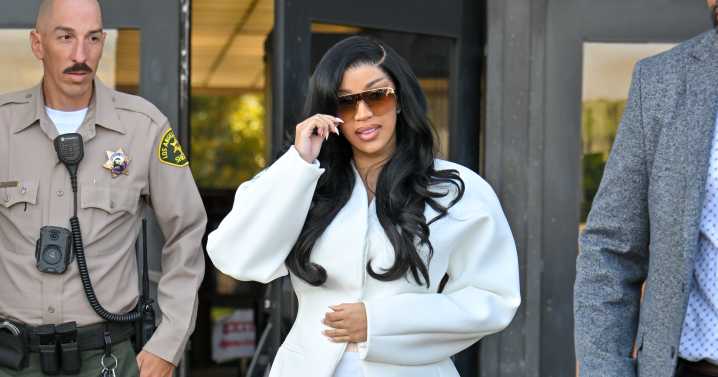 It's Never OK to Speculate on Celeb Pregnancies