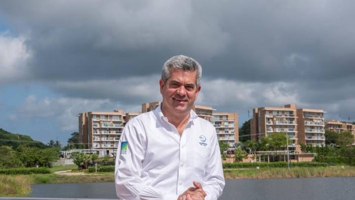 Rafael Simón del Castillo es reconocido por su aporte al desarrollo empresarial del Caribe