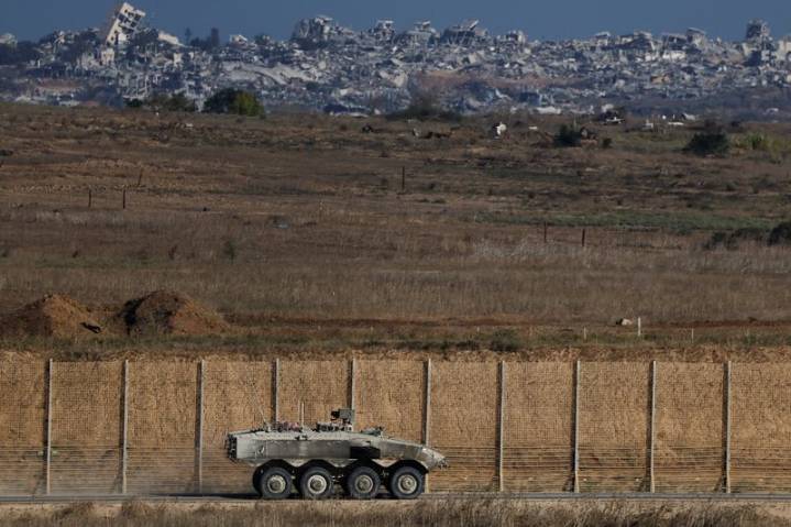 Kremlin says it hopes Trump's Gaza peace plan is implemented