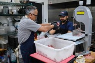 Redadas migratorias del ICE en Texas golpean a restaurantes mexicanos