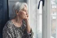 Dear Abby: Is it normal for my usually caring mom to now avoid family contact?