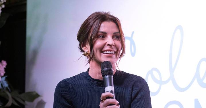 Coleen Rooney's true colours clear as she rubs it in husband Wayne's face