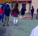 SUJETO ASESINÓ A QUEMA ROPA A TRES PERSONAS Y LOS TIANGUISTAS LO EJECUTARON EN XALATLACO
