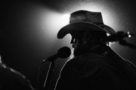 Country crooner Chris Stapleton to play two nights at Mohegan Sun