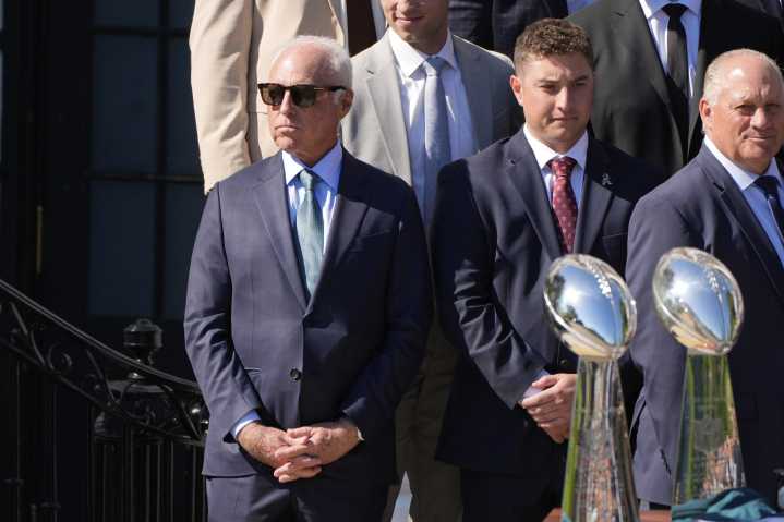 Jeffrey Lurie makes big jump on Forbes 400 list