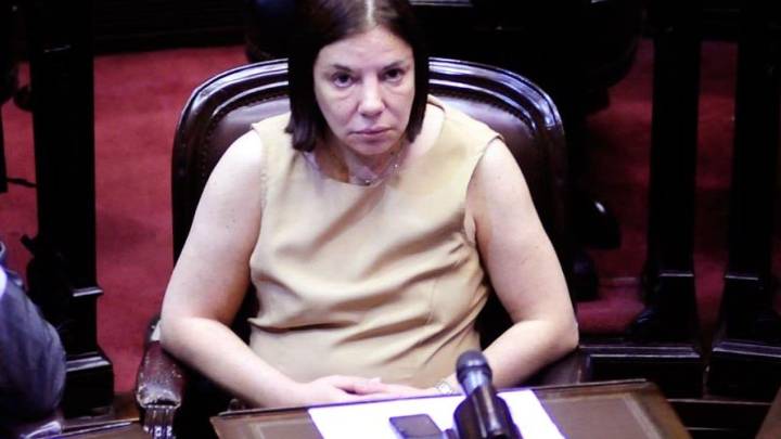 Una senadora peronista dijo que no cree que el Gobierno nacional «llegue al 26 de octubre»