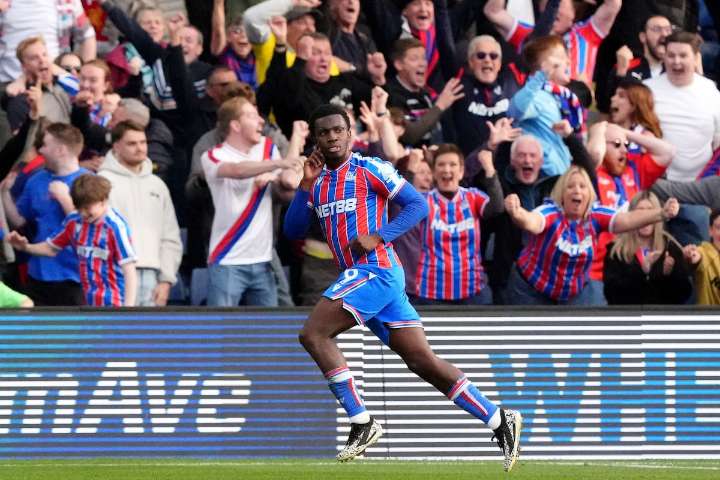 Liverpool’s strong Premier League start ends after last-minute goal from Crystal Palace