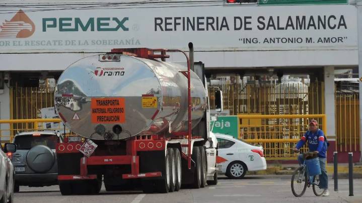 Contempla Pemex inversión 319 mmdp para rehabilitar refinerías de Salamanca, Minatitlán, Madero y Cadereyta