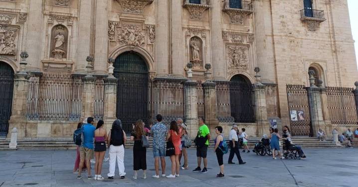 El crecimiento del turismo de Jaén se frena: caída en julio y en números totales
