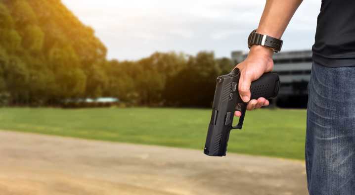Buncombe: Menor lleva arma de fuego en juego escolar
