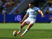 Argentina choose Carreras over Albornoz at fly