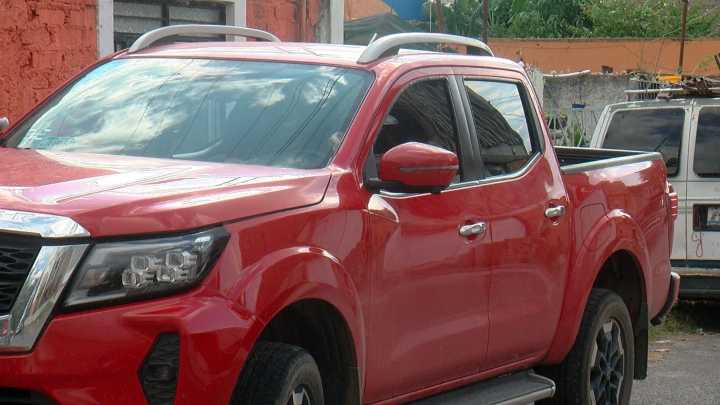 Recuperan Vehículos Robados en El Salto; los Presuntos Responsables son Jóvenes de 25 Años