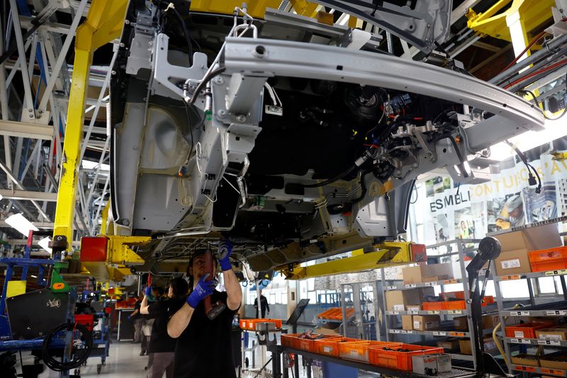 French economic activity contracts at fastest pace since April