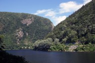 30-year-old man drowns near family picnic area while attempting to swim across river