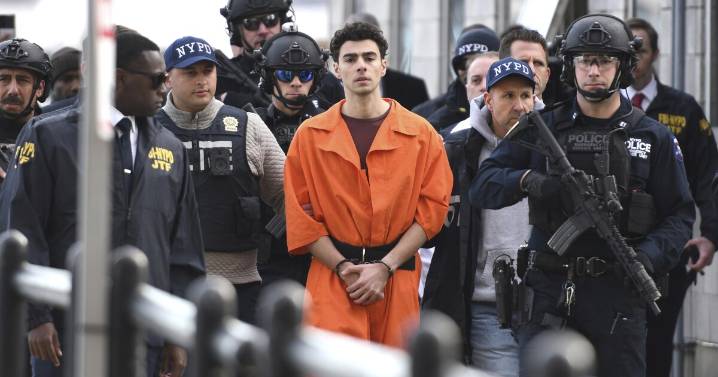 From perp walk to press conference: Defense says Mangione can’t get fair trial