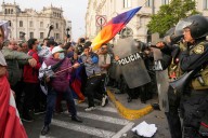 Reprimen en Perú marcha de la Generación Z contra Dina Boluarte y el Congreso