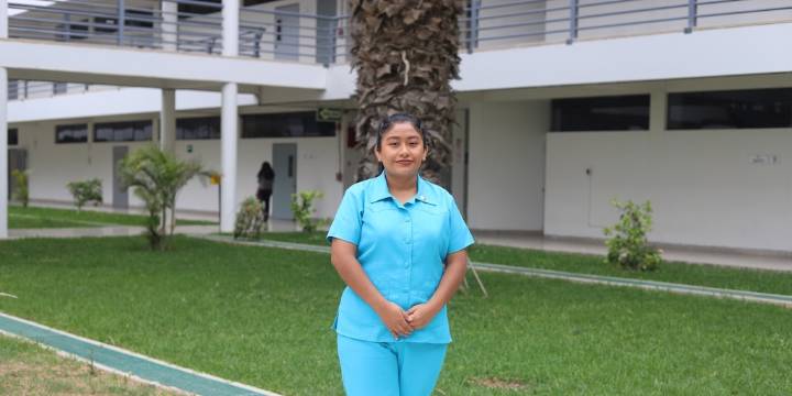 Enfermera chiclayana obtiene el primer puesto en el examen SERUMS 2025