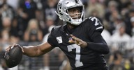 Raiders QB Geno Smith wants to go long, but the deep pass isn't always there