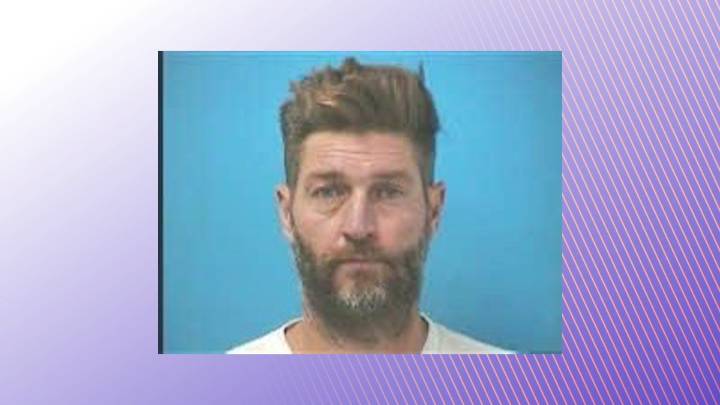 Jay Cutler officially reports to jail for DUI sentence