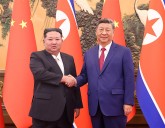 Kim Jong-un y Xi Jinping recuperan la sintonía con un encuentro en Pekín