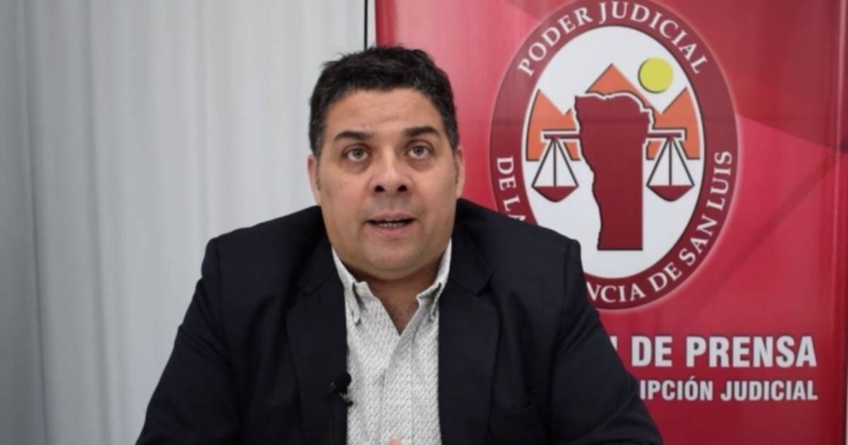 Admiten causa y suspenden al juez Santiago Ortiz