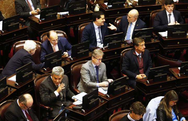 Dura derrota de Milei en el Senado: así votaron los mendocinos en una jornada histórica