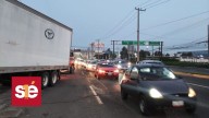 Tráiler se impacta contra una vivienda en la Toluca
