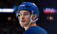 Islanders' Mat Barzal has 'no worries' about knee after surgery