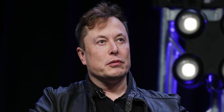Elon Musk's Transgender Daughter Vivian Makes NYFW Debut in Sparkly Red Gown