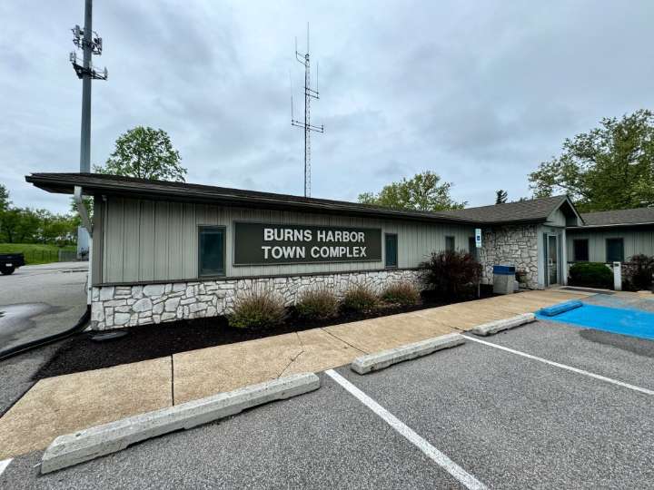 Burns Harbor clerk vulnerable because of failure to file paperwork