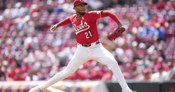 Greene strikes out 12, Reds beat Mets 3-2 after Sproat takes no-hit bid into 6th of big league debut