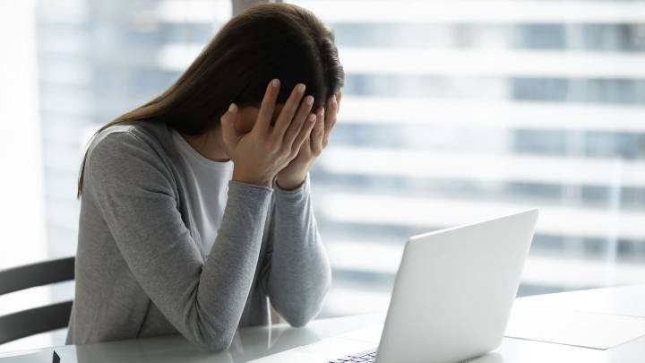 No todo lo que brilla es oro: alerta por peligrosa estafa que juega con la ilusión y los ahorros de quienes buscan empleo
