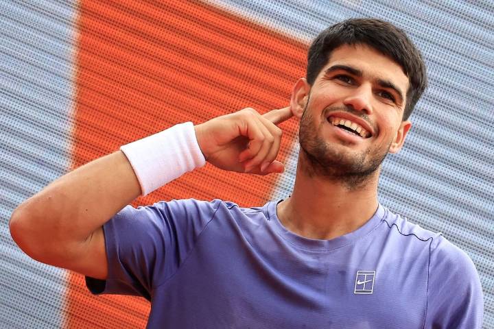 Tenis/US Open: Carlos Alcaraz salda cuentas pendientes con Novak Djokovic y avanza a la final