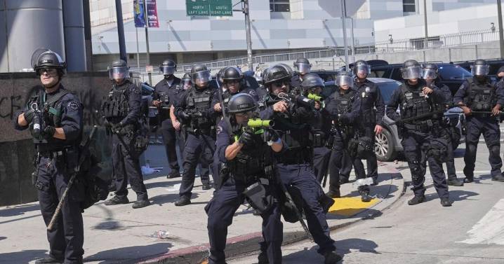 LA police fired over a thousand projectiles at protesters in a single day