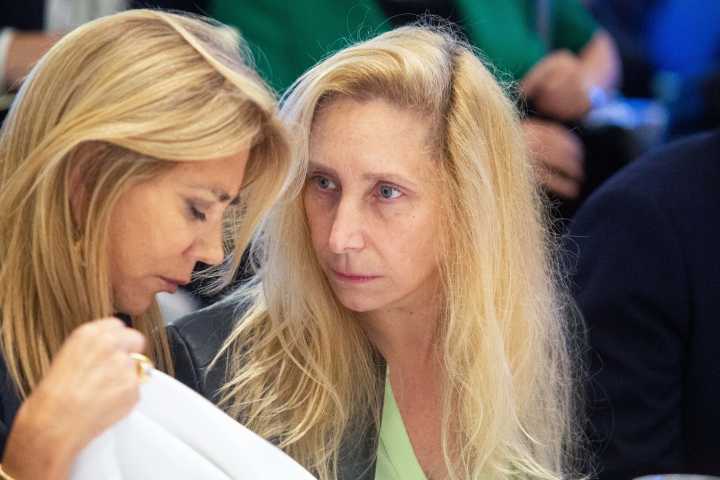 En medio de la investigación por coimas, la Justicia prohibió difundir audios de Karina Milei