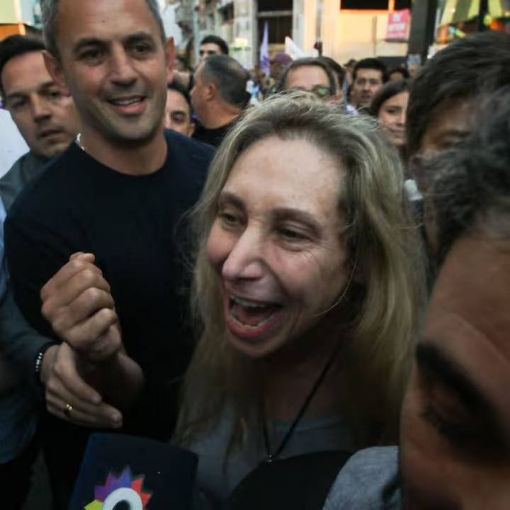 Un nuevo fracaso del violeta o nada de Karina Milei, que reivindica al dialoguista Caputo en la interna del Gobierno