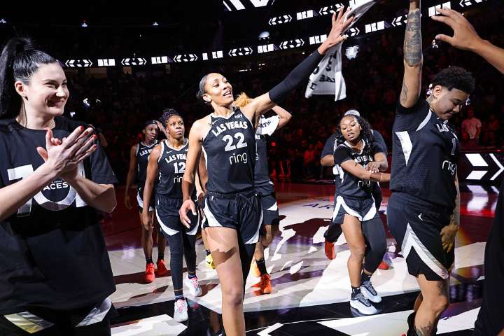 A'ja Wilson scores 31, Aces moves into a second-place tie in WNBA standings