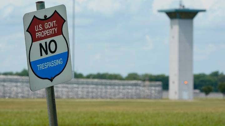 Bureau of Prisons to end union contract amid labor tensions